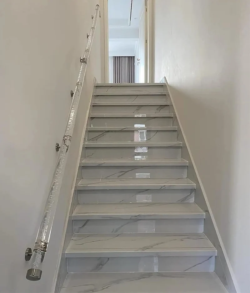 Clear Acrylic Stair Handrail With Silver Brackets Non Slip Wall Mount Safety Railing Solid As Nails Crafted Easy Reach Grab Bar For Households Heavy Duty Steady Smooth Edge Hassle Free Hang For Your Cool Home Vibes