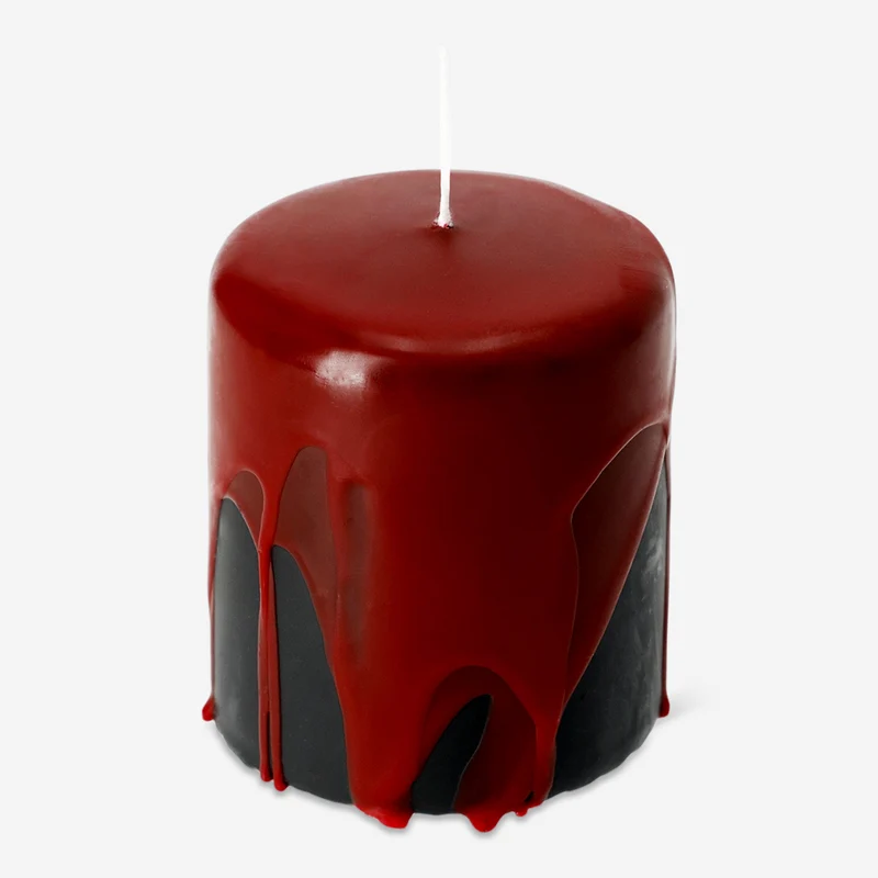 Bleeding pillar candle - 8 cm