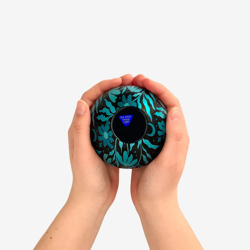 Decision-making ball