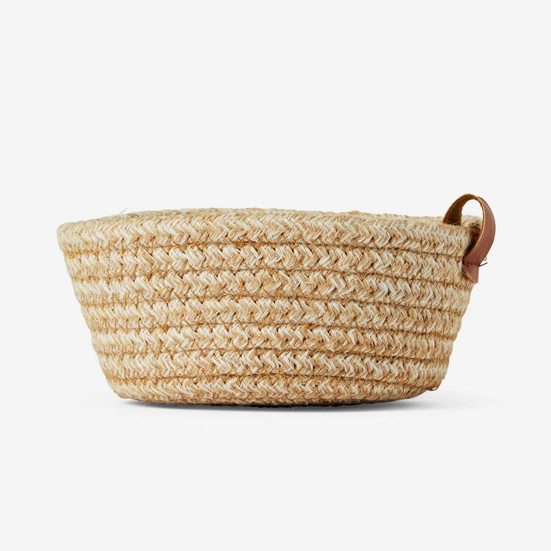 Weaved basket - 16 cm