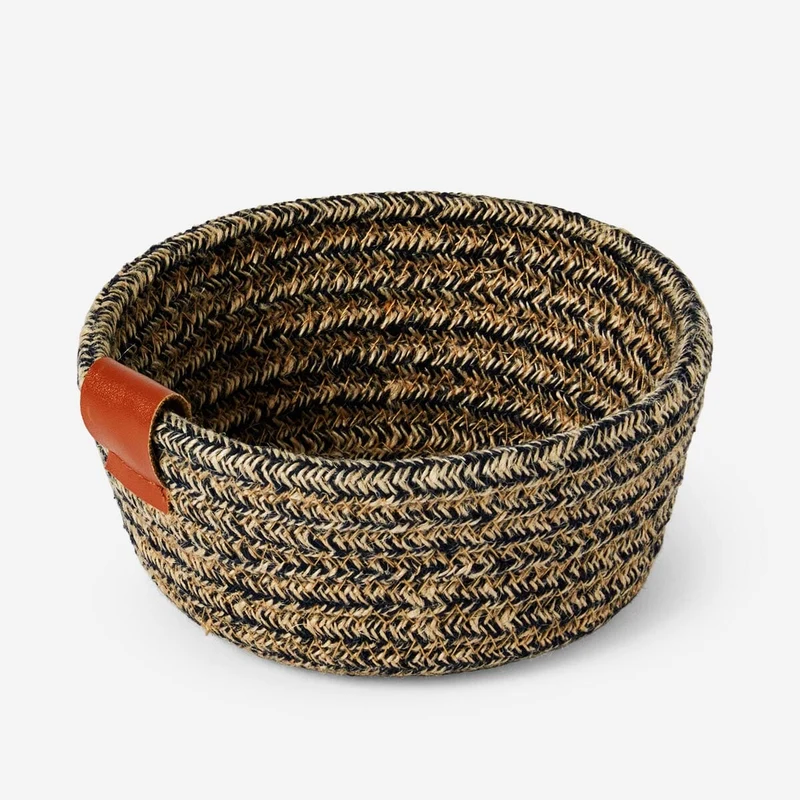 Dark weaved basket - 16 cm