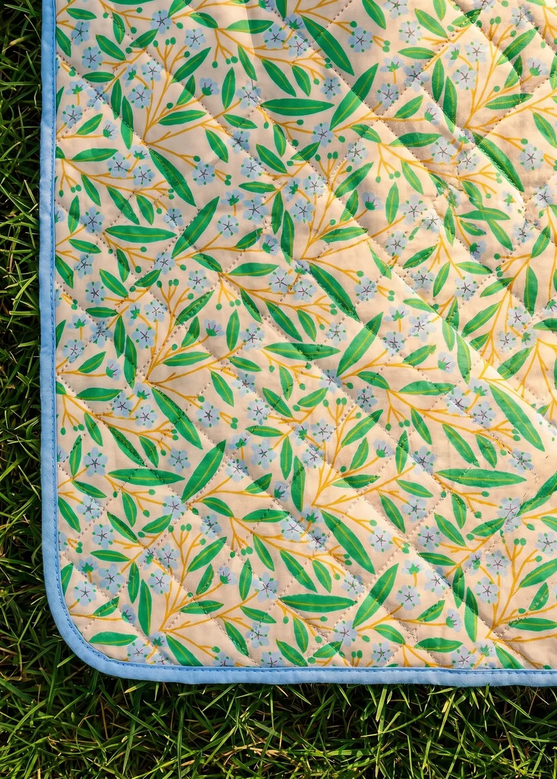 Quilted blanket - 170x130 cm