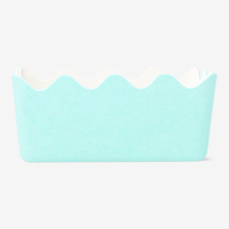 Blue felt storage basket with scalloped edges - 15x20 cm