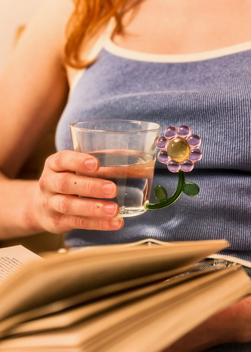 Drinking glass with pink flower handle - 230 ml