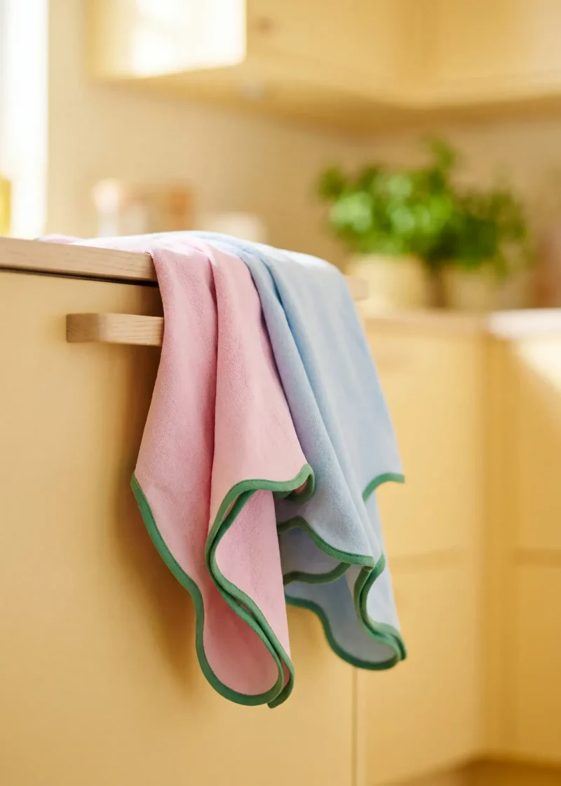Set of tea towels with scalloped edges - 2 pcs
