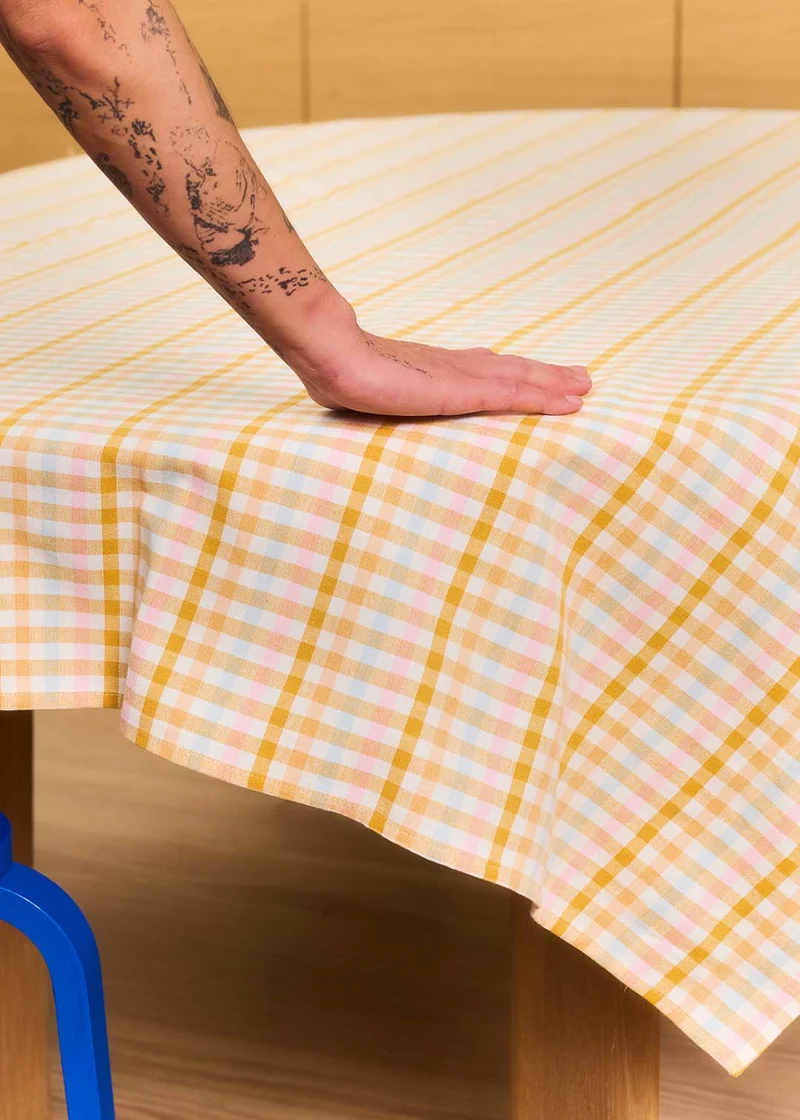 Multi coloured gingham tablecloth - 140x220 cm