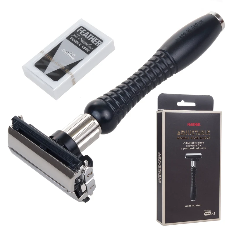 Rasoio da barba Feather DER-A con lame intercambiabili. Testina in acciaio inox. 2 impostazioni, apertura a farfalla.