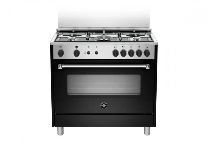 Ⓜ️🔵🔵🔵 LA GERMANIA AMN965GNEV/24 - Cucina, Piano di Lavoro in Acciaio Inox, 5 Fuochi Gas, Forno Gas Ventilato, 90x60 cm, Nero Opaco, Serie Americana, Nuova classe A+