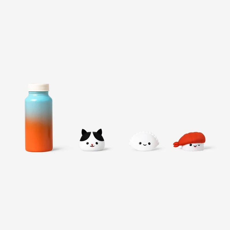 Drinking bottle with cute toppers for lid - 450 ml