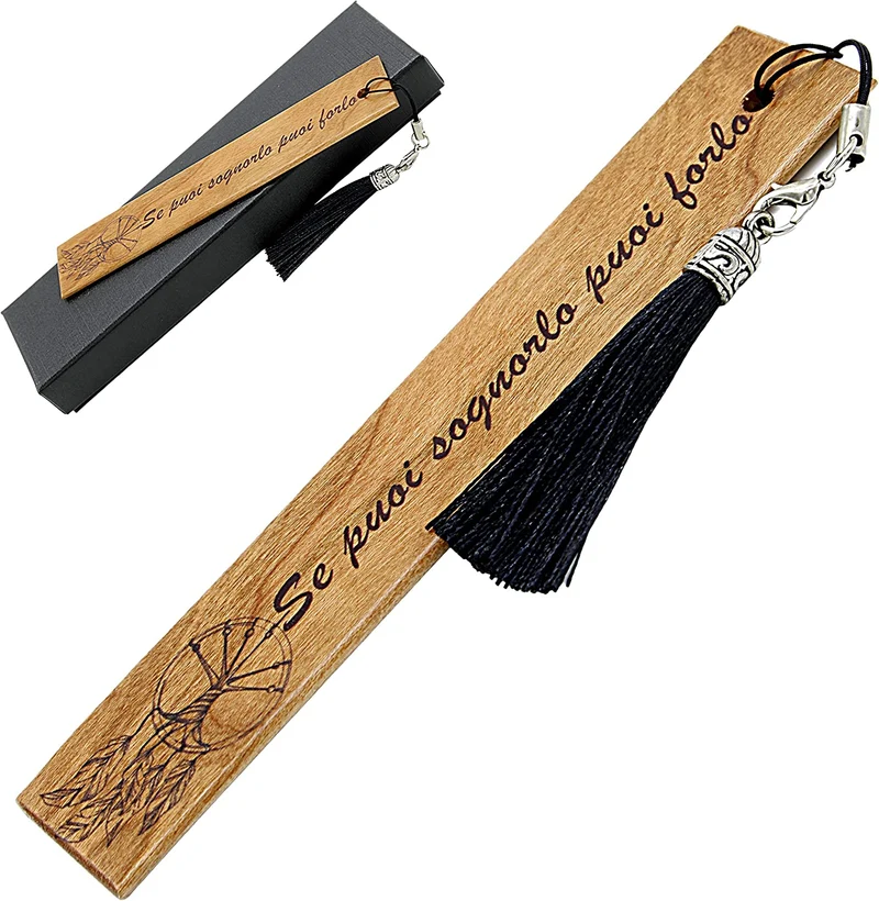 Amore Legno Sforza segnalibro particolare, segnalibro legno, segnalibro, idee regalo donna e uomo amica, idee per regali originali, oggetti particolari, laurea bomboniere, prodotto made in Italy