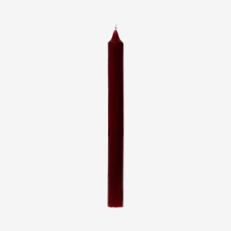 Burgundy dinner candle - 24 cm