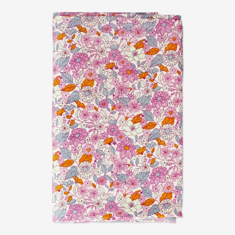 Tablecloth with flower print - 140 x 220 cm