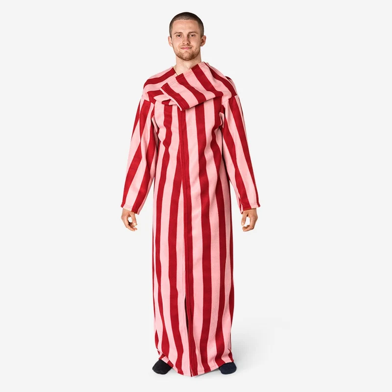 Slumber blanket with sleeves