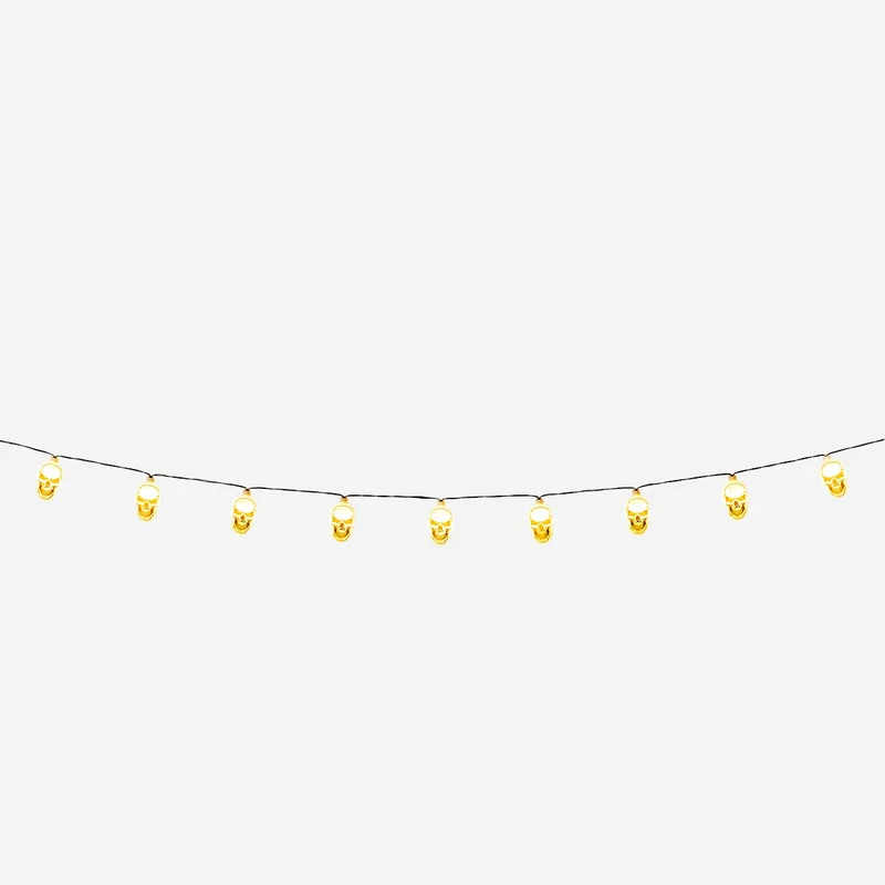 Skull string lights. 285 cm