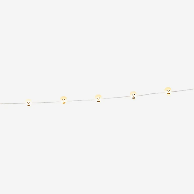 Skull string lights. 220 cm