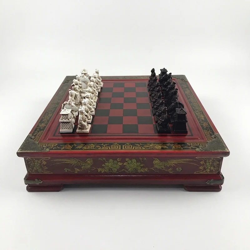 Retro Terracotta Warriors Chess Set – 26cm Wooden Board with Resin Pieces