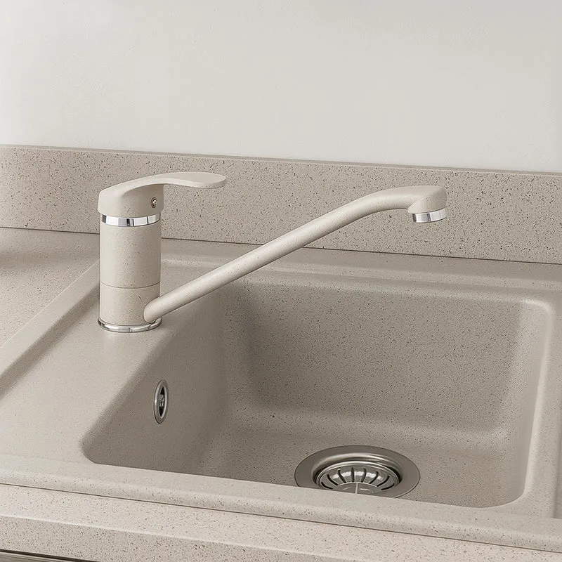 Rubinetto per lavello da cucina orientabile 360° fragranite