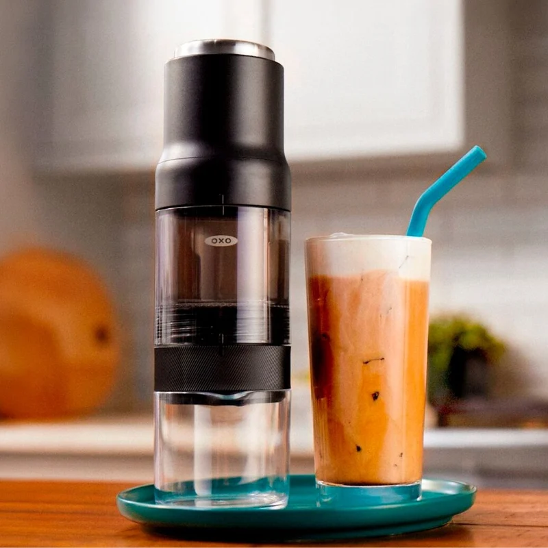 Cafetera portátil manual para café caliente y cold brew Rapid Brewer OXO