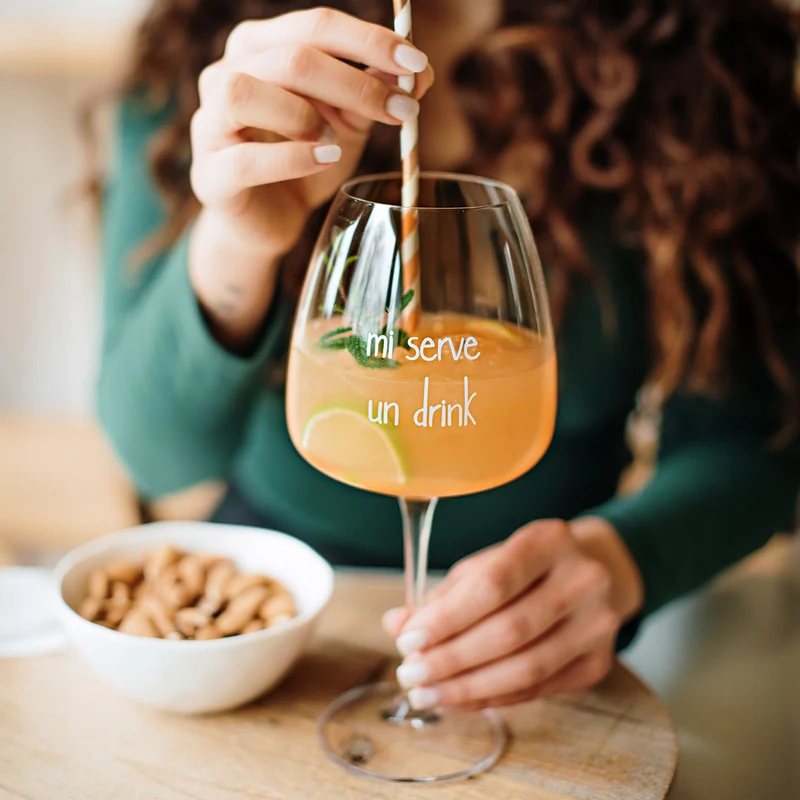 Set 2 calici vino Mi serve un drink 77cl