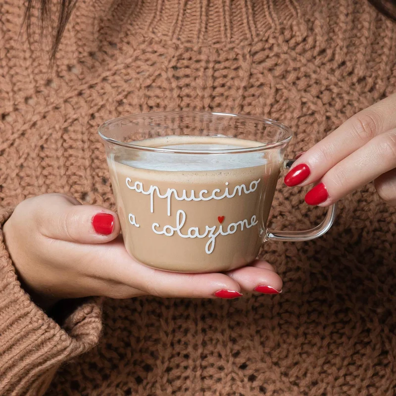 Set 2 tazze tè o cappuccino Cappuccino a colazione